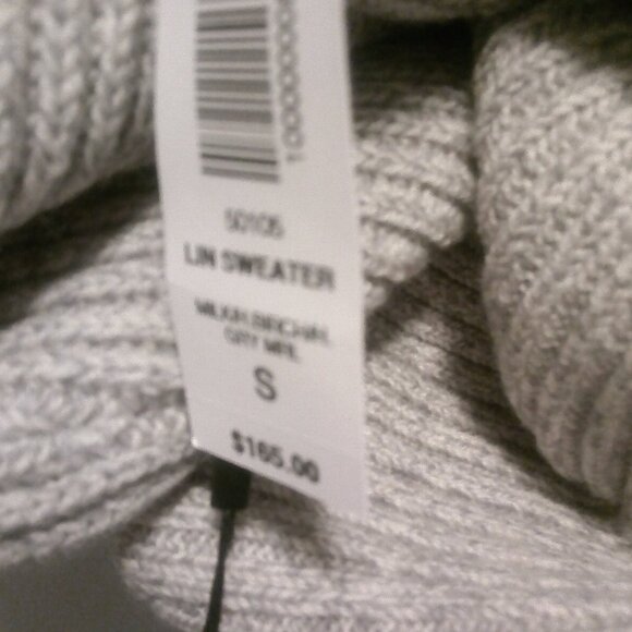 NWT Aritzia Oversized Sweater - Picture 4 of 4